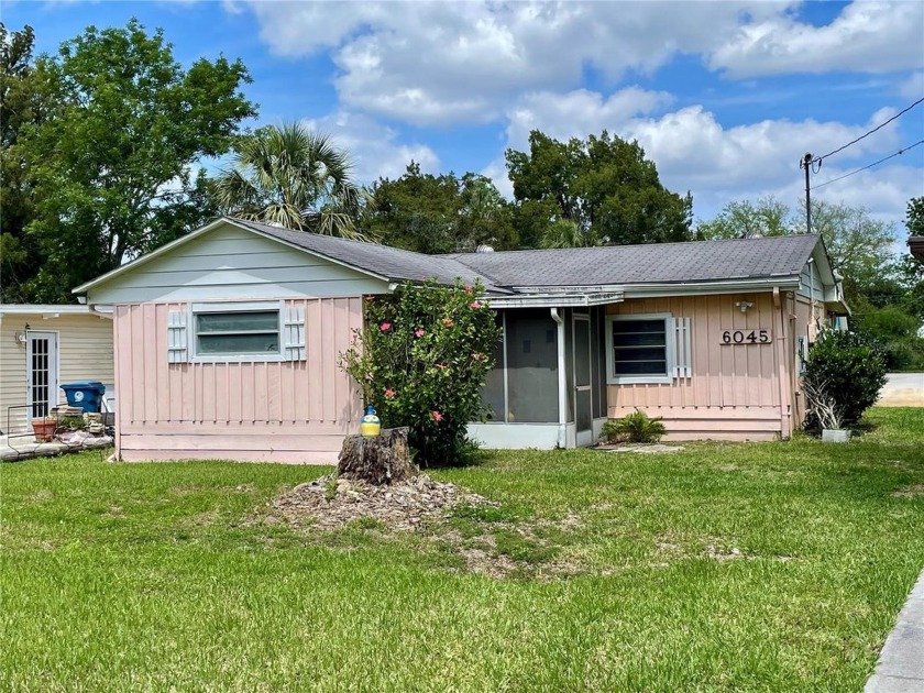 Welcome to this unique opportunity in the heart of Weeki Wachee - Beach Home for sale in Weeki Wachee, Florida on Beachhouse.com