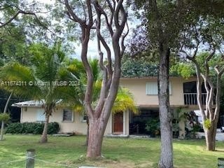 Exciting Renovation Opportunity in the Upper Keys! Discover the - Beach Home for sale in Key Largo, Florida on Beachhouse.com