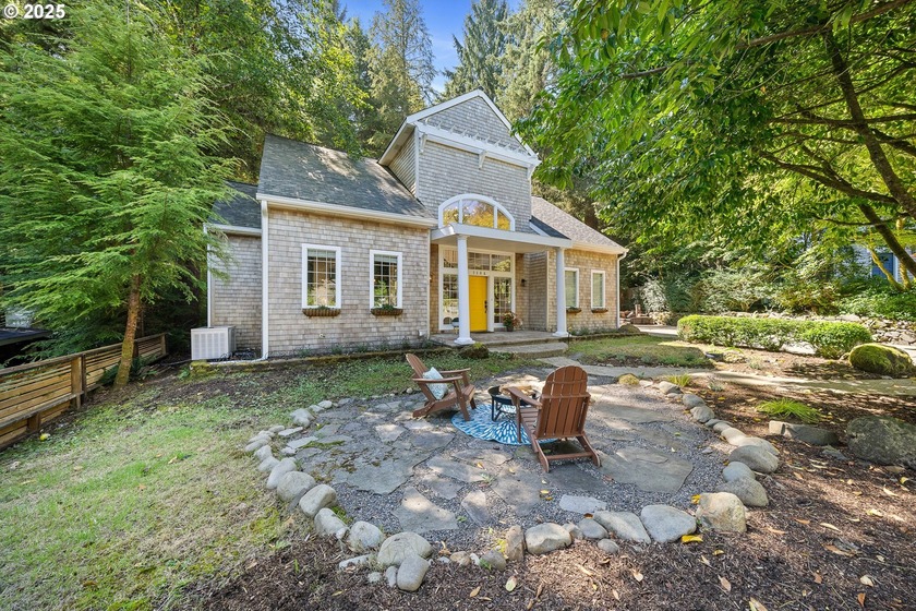 Where the forest meets the sea! Designed to capture natural - Beach Home for sale in Seaside, Oregon on Beachhouse.com