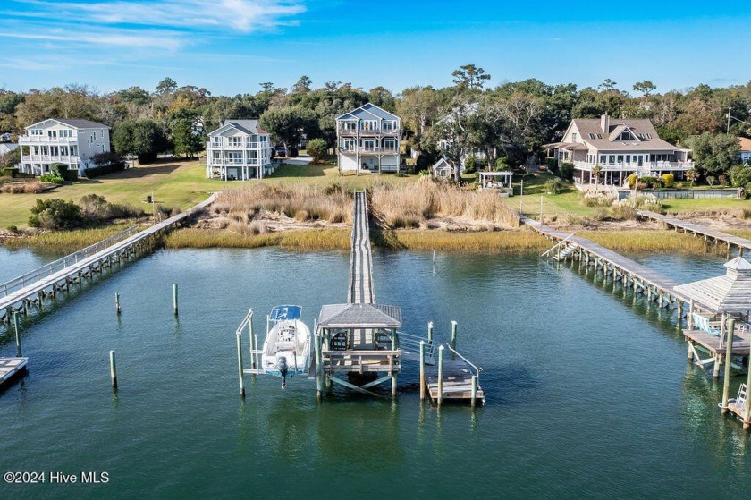 SHOWINGS START MONDAY 11/11/24
You have found the one! This home - Beach Home for sale in Hampstead, North Carolina on Beachhouse.com