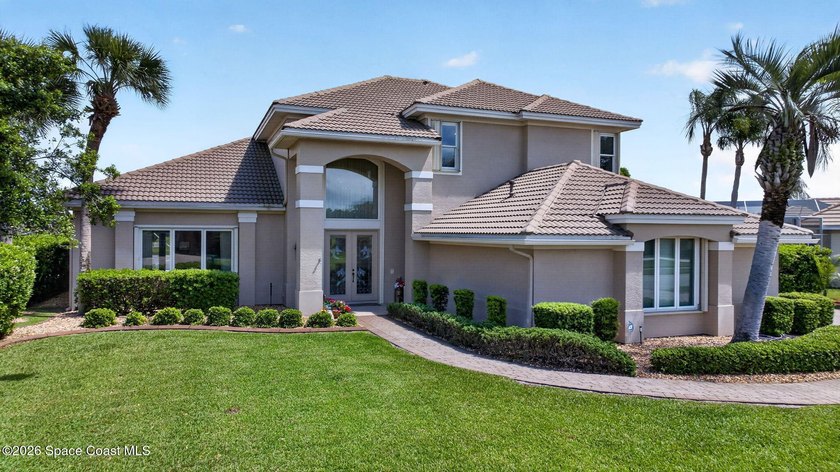 You have just found your new home. This wonderful 5 Bedroom, 3 - Beach Home for sale in Melbourne, Florida on Beachhouse.com