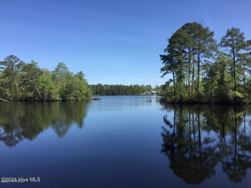 Located on a quiet backwater cove, peace and tranquil waters - Beach Lot for sale in New Bern, North Carolina on Beachhouse.com