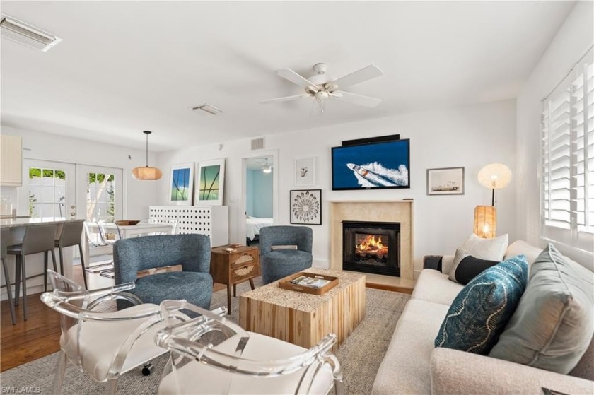 Perfectly positioned in the heart of Old Naples, this charming 3 - Beach Home for sale in Naples, Florida on Beachhouse.com