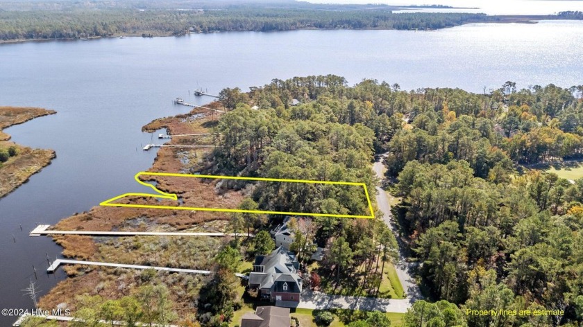 Unmatched Waterfront Opportunity in New Bern, NC

Discover the - Beach Lot for sale in New Bern, North Carolina on Beachhouse.com