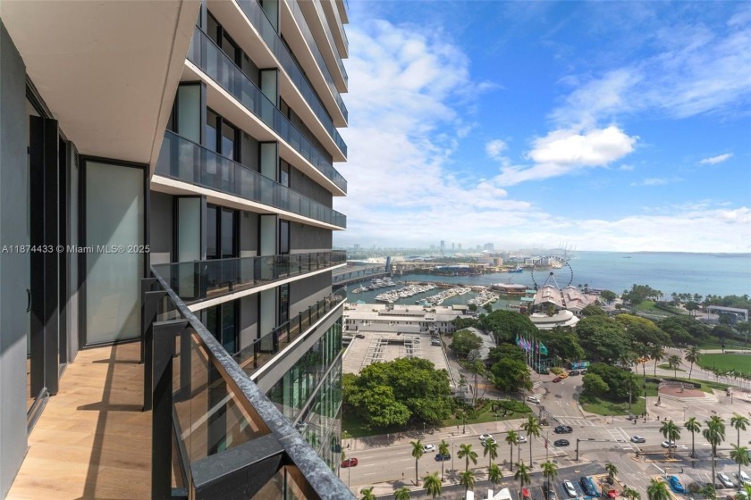 Exceptional waterfront living in this turnkey 1bedroom, 2bath - Beach Condo for sale in Miami, Florida on Beachhouse.com