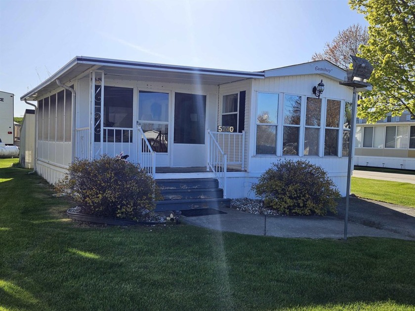 LEXINGTON'S LITTLE SECRET-LEXINGTON RV RESORT offers affordable - Beach Condo for sale in Lexington, Michigan on Beachhouse.com