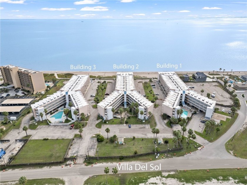 Check out this price! 1-bedroom, 1-bath condo that sleeps up to - Beach Condo for sale in Corpus Christi, Texas on Beachhouse.com