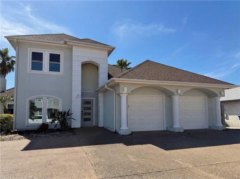 Welcome to 15285 Cartagena Ct, where elegance meets comfort. The - Beach Home for sale in Corpus Christi, Texas on Beachhouse.com