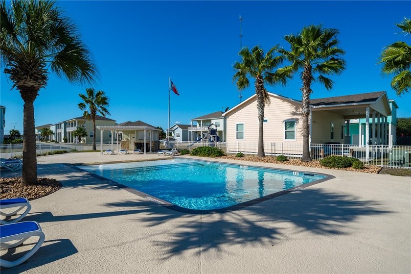Welcome to 158 S Nautica in Coral Reef Cottages, a - Beach Home for sale in Rockport, Texas on Beachhouse.com