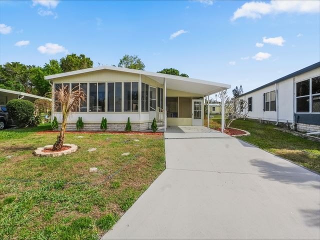 Home For Sale in Vero Beach - Beach Home for sale in Vero Beach, Florida on Beachhouse.com