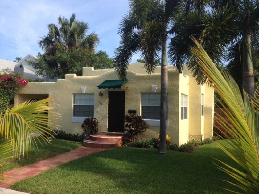 Casa del Sol | 2bd/1ba Cottage | Private Pool - Beach Vacation Rentals in West Palm Beach, FL on Beachhouse.com