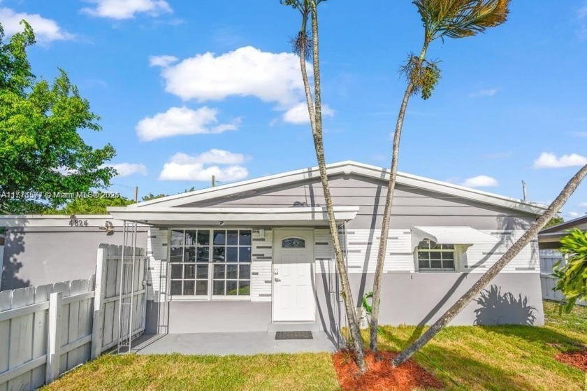 3 Bed/ 2 Bath Dania Beach home with a pool! available for sale - Beach Home for sale in Dania, Florida on Beachhouse.com