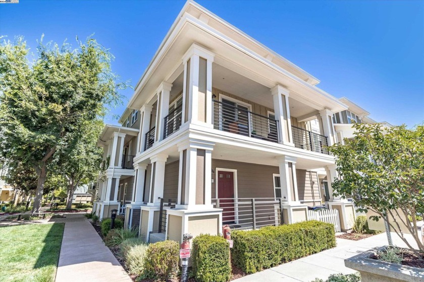 WOW! Stunning corner home in the top rated Irvington schools! - Beach Townhome/Townhouse for sale in Fremont, California on Beachhouse.com