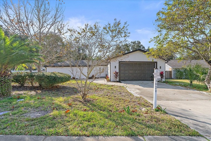 Under contract-accepting backup offers. Beautifully 4BR/3BA Palm - Beach Home for sale in Palm Harbor, Florida on Beachhouse.com