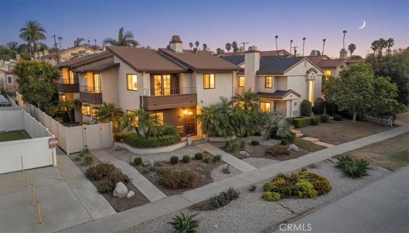 Beautifully remodeled Pacific Beach townhome in a prime - Beach Townhome/Townhouse for sale in San Diego, California on Beachhouse.com