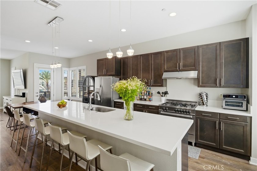 Welcome to Ebb Tide - Newport Beach living with a sunny, modern - Beach Home for sale in Newport Beach, California on Beachhouse.com