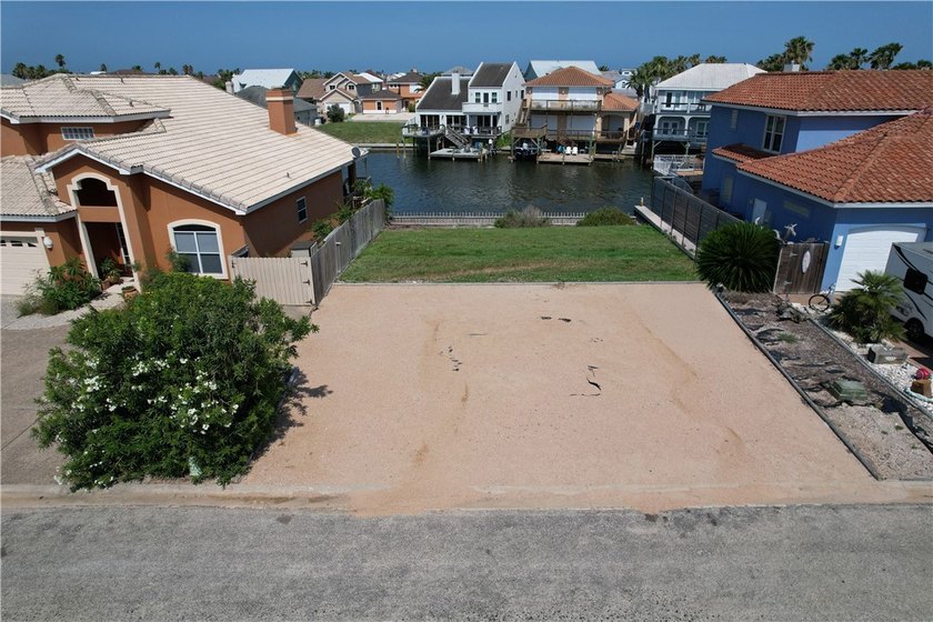 Welcome to your slice of paradise! Nestled on North Padre Island - Beach Lot for sale in Corpus Christi, Texas on Beachhouse.com