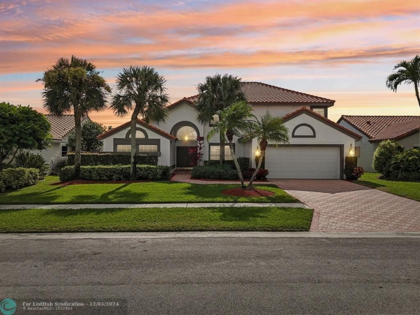 Experience privacy & tranquil views in this beautiful 4 bed, 3 - Beach Home for sale in Boynton Beach, Florida on Beachhouse.com