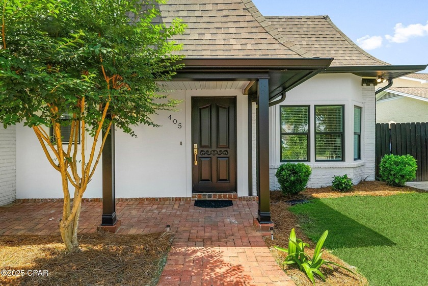 Stunning Waterfront home in Bay Point - A Boater's Dream! This - Beach Home for sale in Panama City, Florida on Beachhouse.com