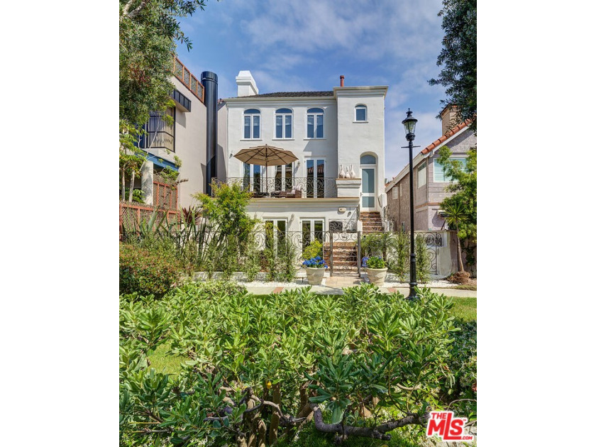 Magnificent three story Mediterranean beach home nestled in the - Beach Home for sale in Marina Del Rey, California on Beachhouse.com