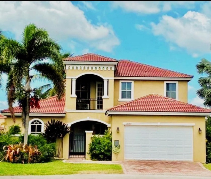 Stunning two-story, 4-bedroom, 3.5-bath waterfront home in - Beach Home for sale in Miramar, Florida on Beachhouse.com