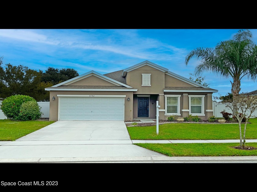 What a wonderful 4 bedroom, 2 bath home on a quarter acre - Beach Home for sale in Titusville, Florida on Beachhouse.com