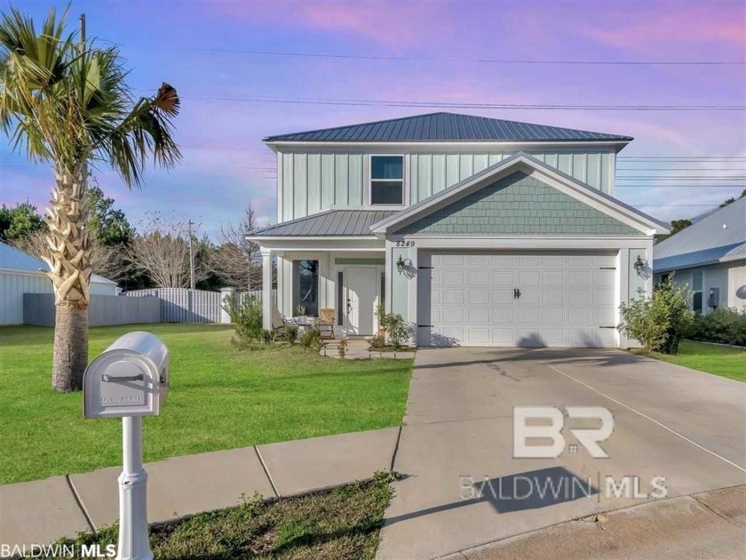 Beautiful cottage style home that offers 5 bedrooms, 4.5 baths - Beach Home for sale in Foley, Alabama on Beachhouse.com