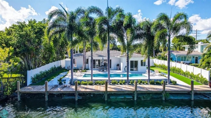 Waterfront oasis in prime Poinsettia Heights! This meticulously - Beach Home for sale in Fort Lauderdale, Florida on Beachhouse.com