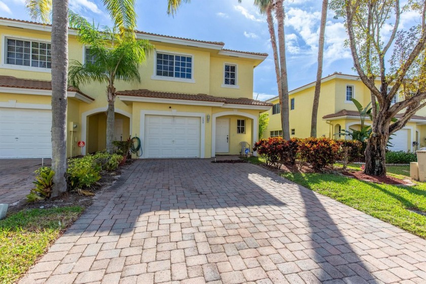 Welcome to this rarely available three bedroom two and a half - Beach Townhome/Townhouse for sale in West Palm Beach, Florida on Beachhouse.com