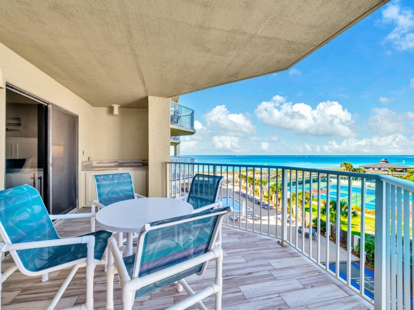Inlet Reef Club is a gulf front condominium located on the - Beach Condo for sale in Destin, Florida on Beachhouse.com