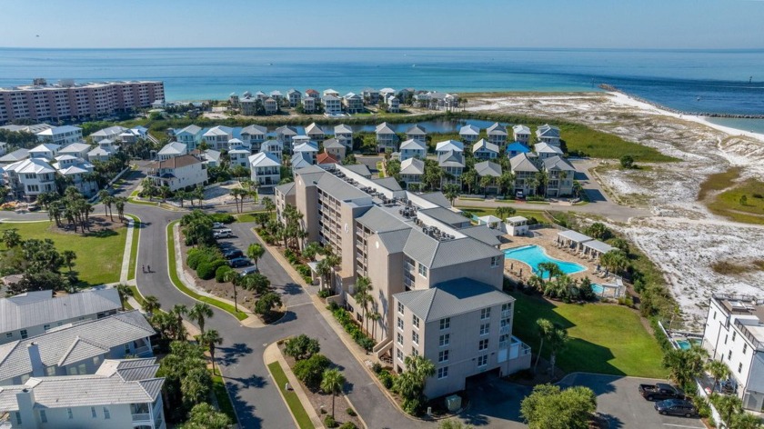 TURNKEY READY! Beautifully refreshed  condo in the heart of - Beach Condo for sale in Destin, Florida on Beachhouse.com