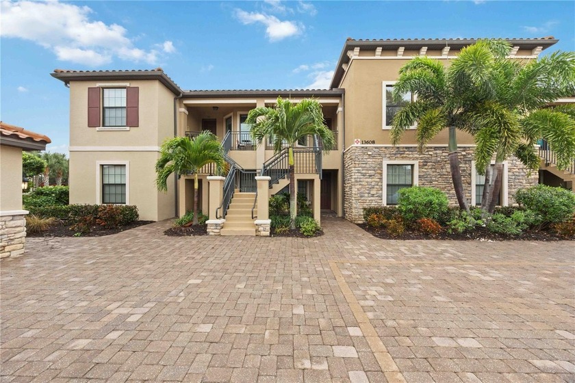 This beautifully updated second-floor home in Esplanade Lakewood - Beach Condo for sale in Bradenton, Florida on Beachhouse.com