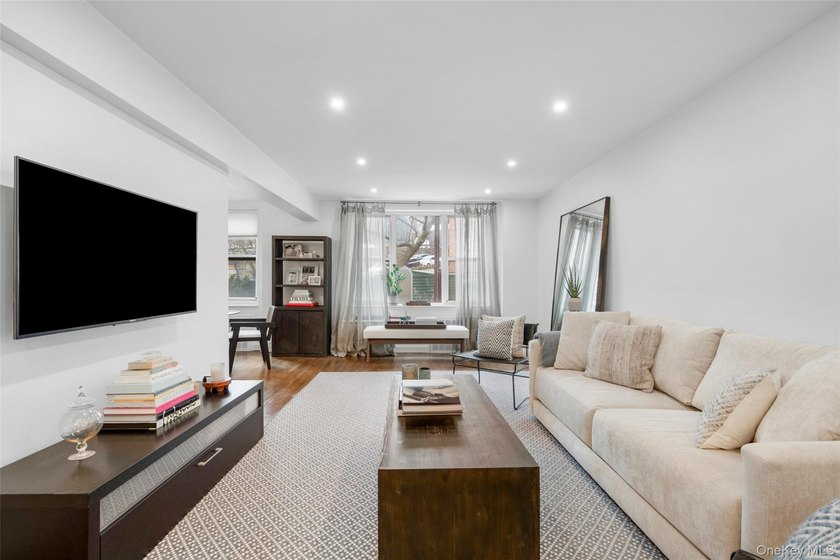 Luxury redefined. This beautifully renovated 2-bedroom, 1.5-bath - Beach Home for sale in Bronx, New York on Beachhouse.com