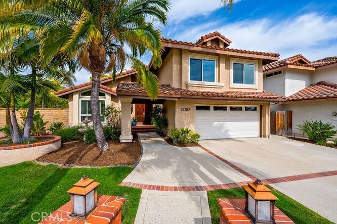 Welcome to Ambia in the heart of Mission Viejo! This beautiful - Beach Home for sale in Mission Viejo, California on Beachhouse.com