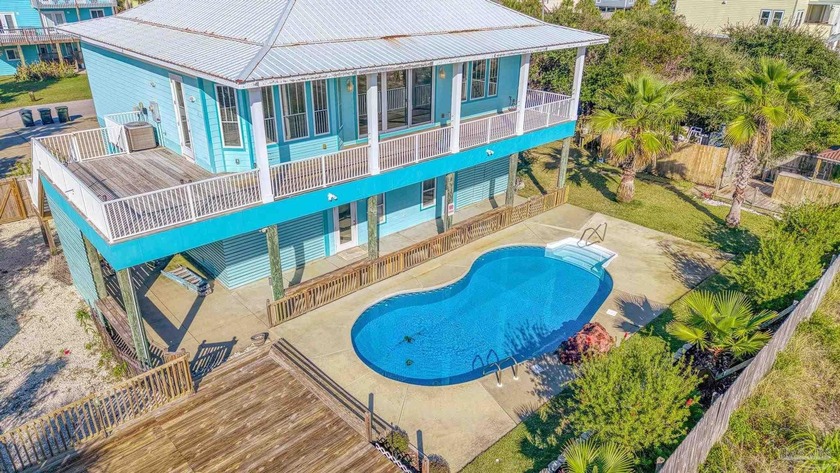 Beautiful POOL home with two bedrooms and two and a half baths - Beach Home for sale in Pensacola Beach, Florida on Beachhouse.com
