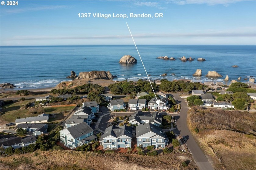 Experience the ease of coastal living at Face Rock Village. This - Beach Home for sale in Bandon, Oregon on Beachhouse.com