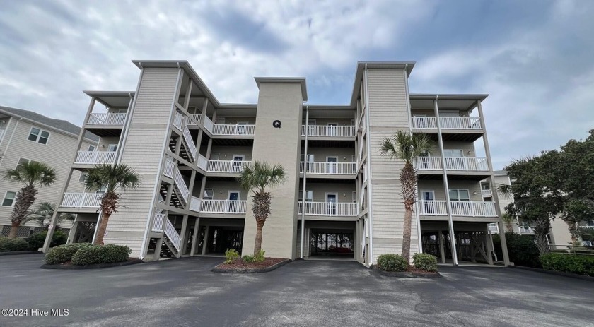 The Ocean Club in Indian Beach....Soundfront, top floor condo - Beach Condo for sale in Indian Beach, North Carolina on Beachhouse.com