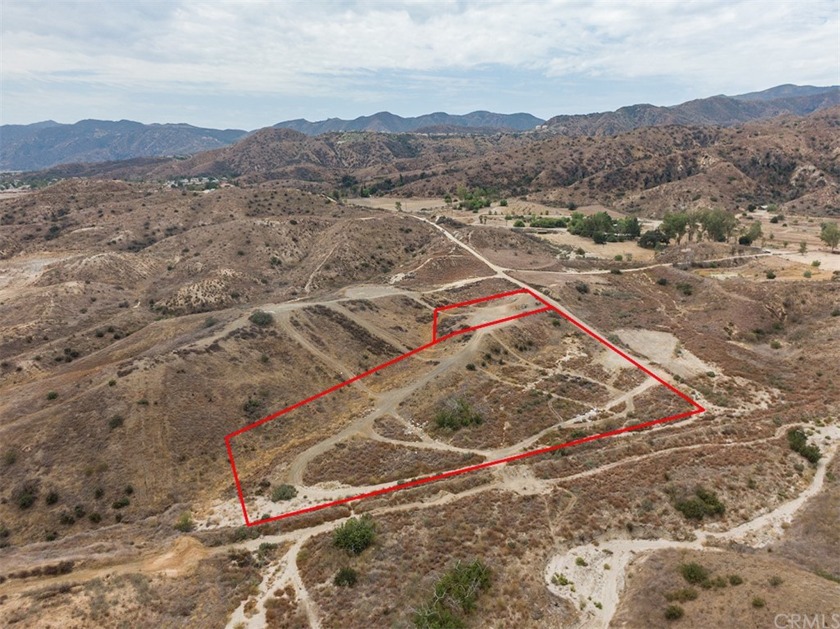 Are you dreaming of building your own custom home and equestrian - Beach Acreage for sale in Lake Elsinore, California on Beachhouse.com