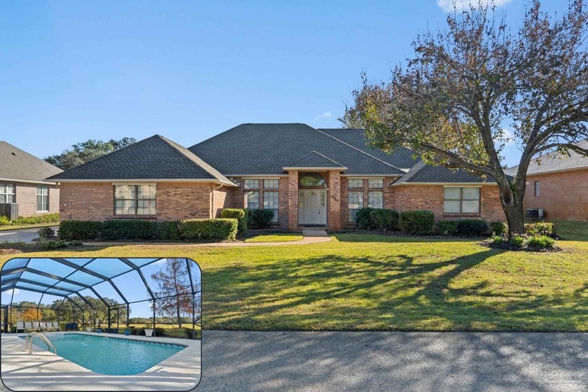 Enjoy Florida living at its best! This move-in-ready 3 bedroom - Beach Home for sale in Navarre, Florida on Beachhouse.com