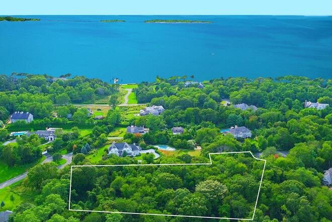 Build your dream home in this pristine 2.82-acre parcel on a - Beach Acreage for sale in Sag Harbor, New York on Beachhouse.com