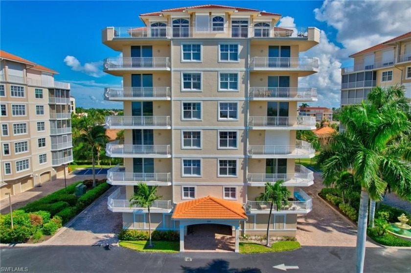 Stunning Penthouse at Courtyard Towers! 
Discover the epitome of - Beach Home for sale in Marco Island, Florida on Beachhouse.com