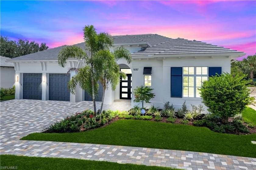 Welcome to your new oasis in the heart of Naples! This - Beach Home for sale in Naples, Florida on Beachhouse.com