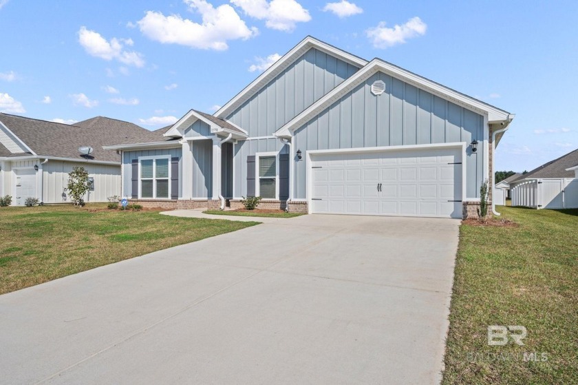 Welcome to this exquisite Gold Fortified 5-bedroom, 3.5-bathroom - Beach Home for sale in Daphne, Alabama on Beachhouse.com