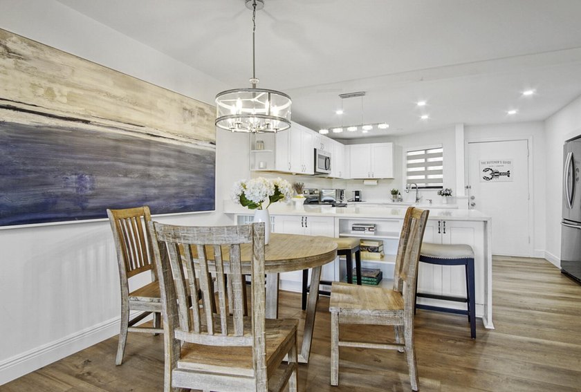 TURNKEY UNIT AVAILABLE FOR YOUR INVESTMENT! MIN RENTAL IS 14 - Beach Condo for sale in Hutchinson Island, Florida on Beachhouse.com