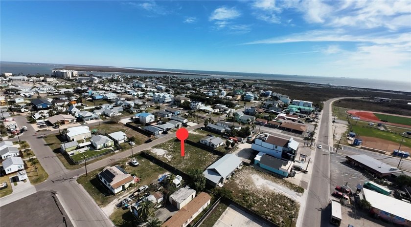 This unique parcel of land is walking distance to the beach and - Beach Lot for sale in Port Aransas, Texas on Beachhouse.com