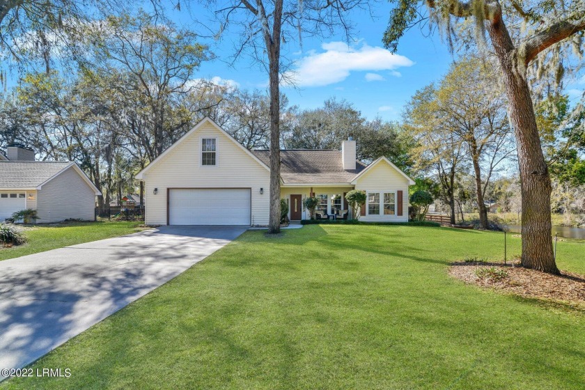 This well maintained home in highly sought after Telfair Manor - Beach Home for sale in Beaufort, South Carolina on Beachhouse.com