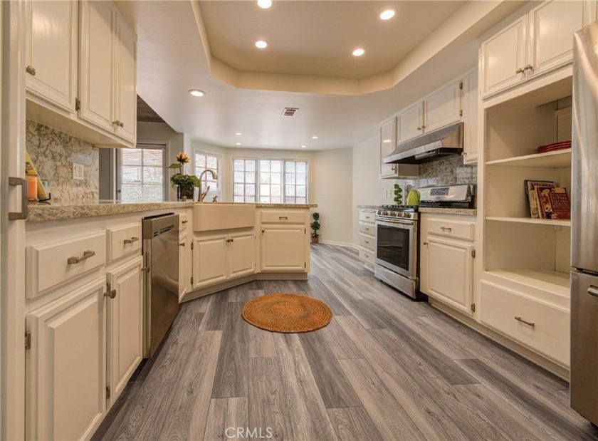 Beautiful remodeled modern townhome Plan 7 popular floor plan - Beach Townhome/Townhouse for sale in Manhattan Beach, California on Beachhouse.com