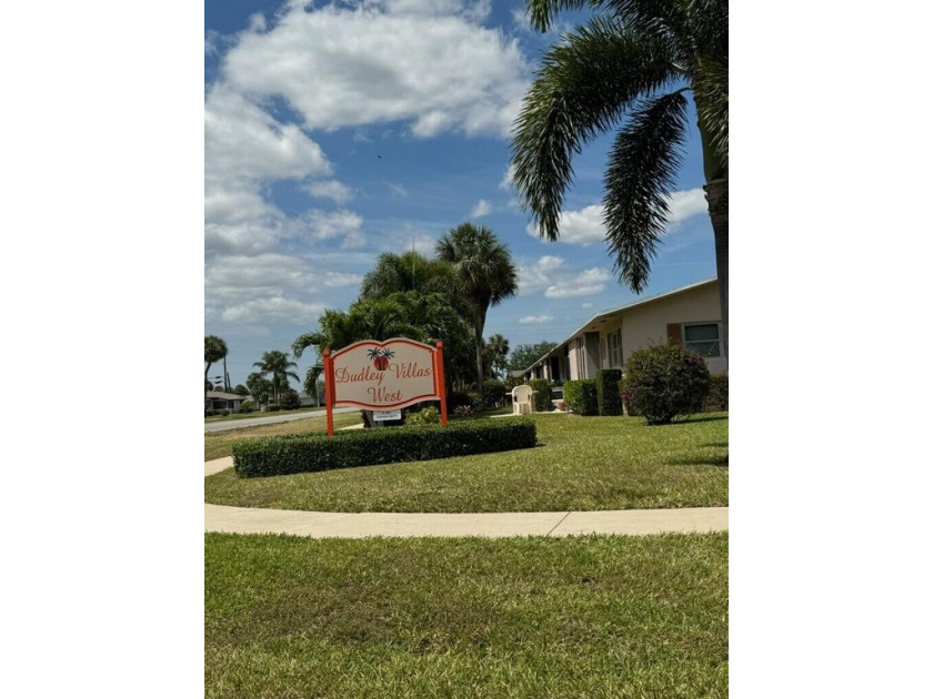 Cozy 1-Bedroom Condo in 55+ West Dudley CommunityCharming 1-bed - Beach Condo for sale in West Palm Beach, Florida on Beachhouse.com