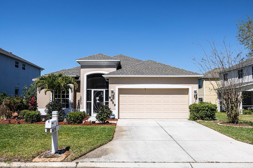 Well-maintained and thoughtfully designed 2-bedroom plus - Beach Home for sale in Palmetto, Florida on Beachhouse.com