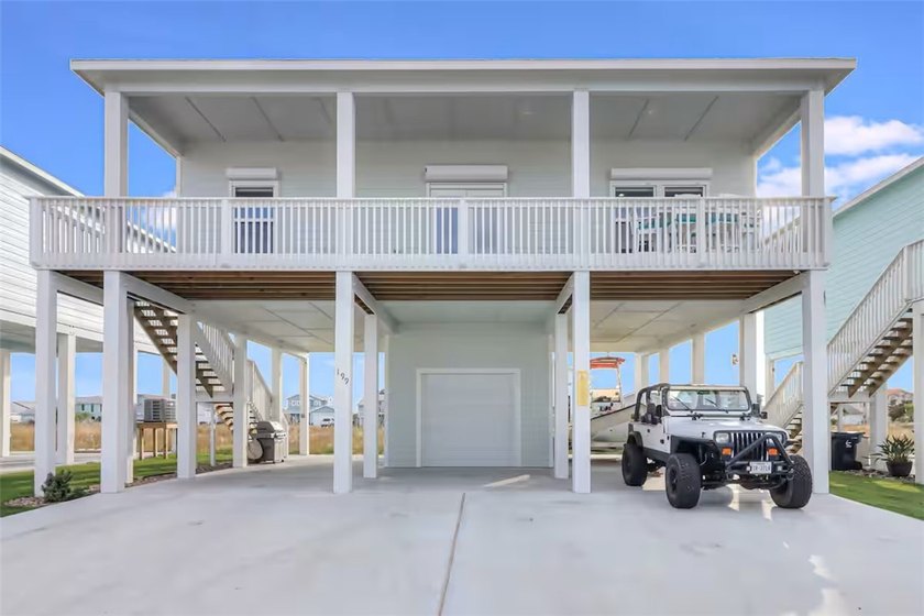 Tucked away in the charming coastal community of Rockport, this - Beach Home for sale in Rockport, Texas on Beachhouse.com